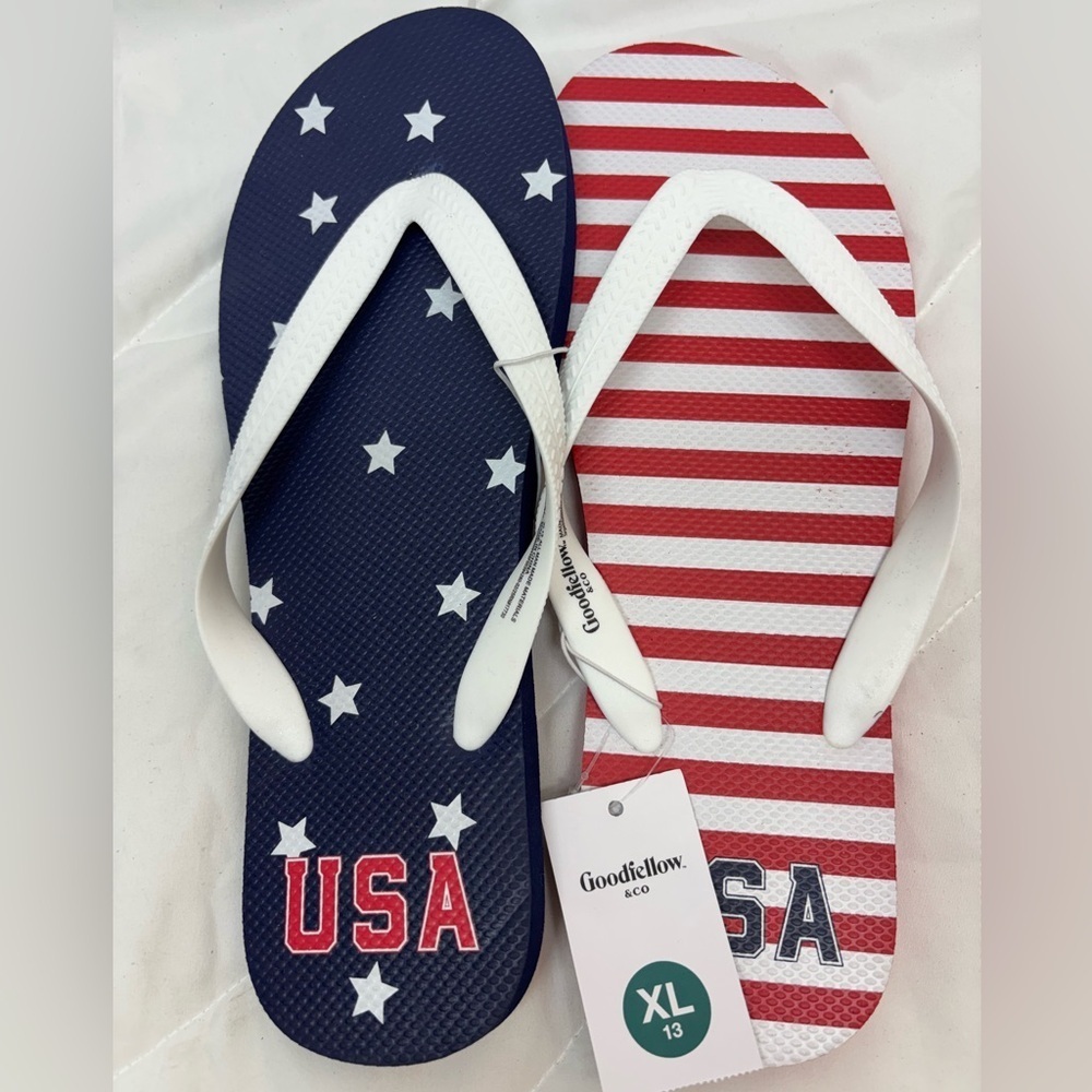 NWT Goodfellow & Co Red, White, and Blue Flip Flops USA American Shoes XL (13)